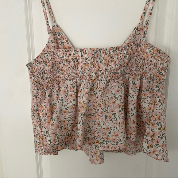 2 SHEIN Tie-Front Top - Picture 8 of 9